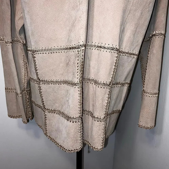 Outbrook Woman,1X tan embroidered leather tassel tie front long sleeve jacket
￼ - Picture 4 of 16